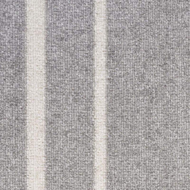 Nourison Essentials 2'2" x 7'6 Grey/Ivory Contemporary Indoor/Outdoor Rug