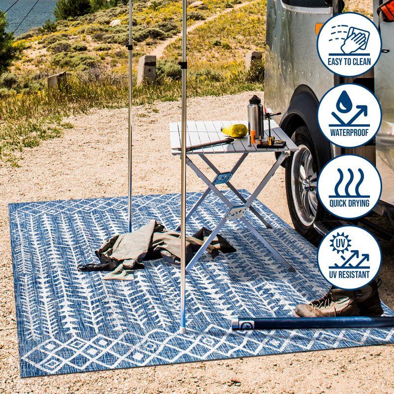 3'x5' Tokay Bohemian Geometric Indoor/Outdoor Area Rug, Blue/Ivory - JONATHAN Y