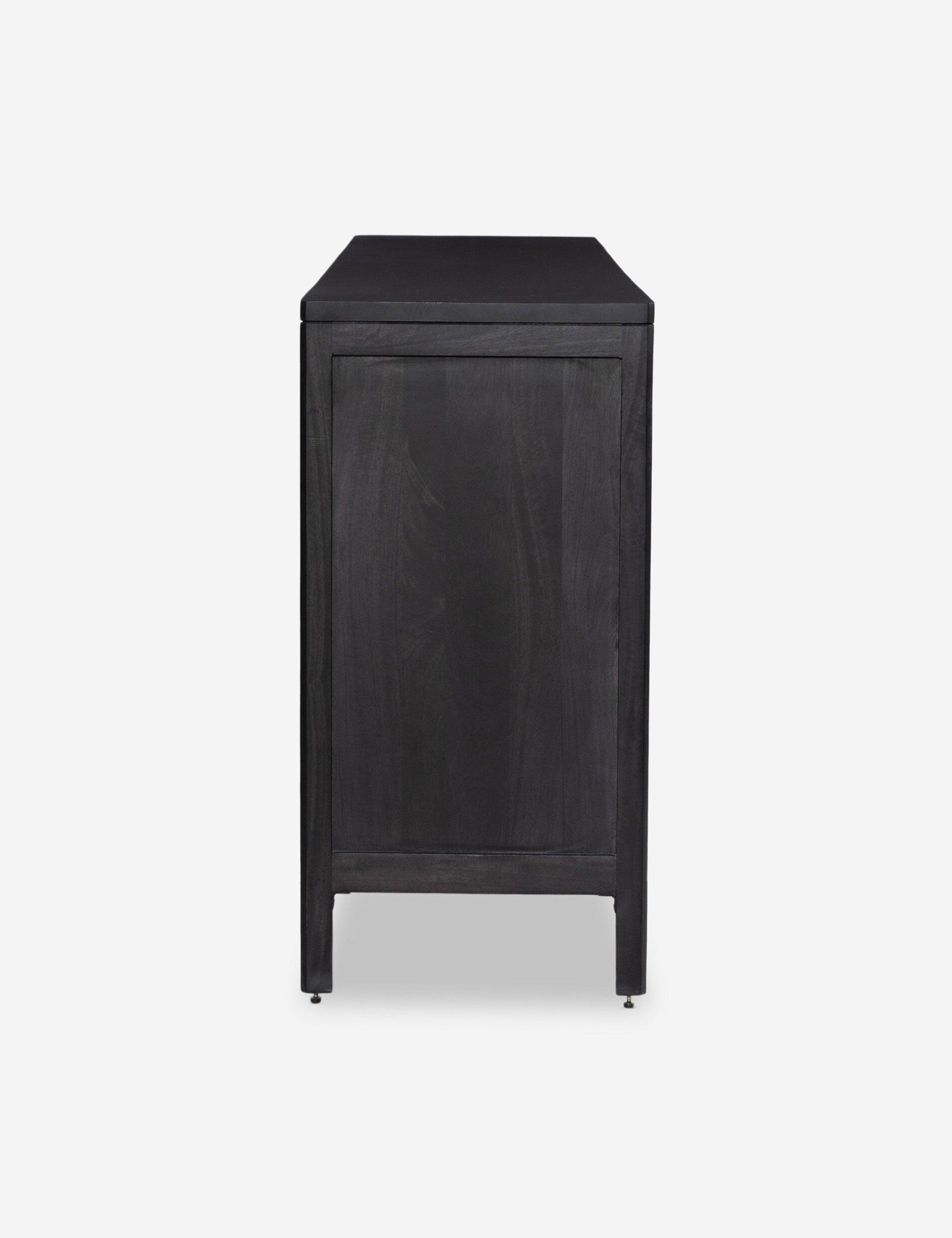Hannah 9-Drawer Dresser - Black and Black