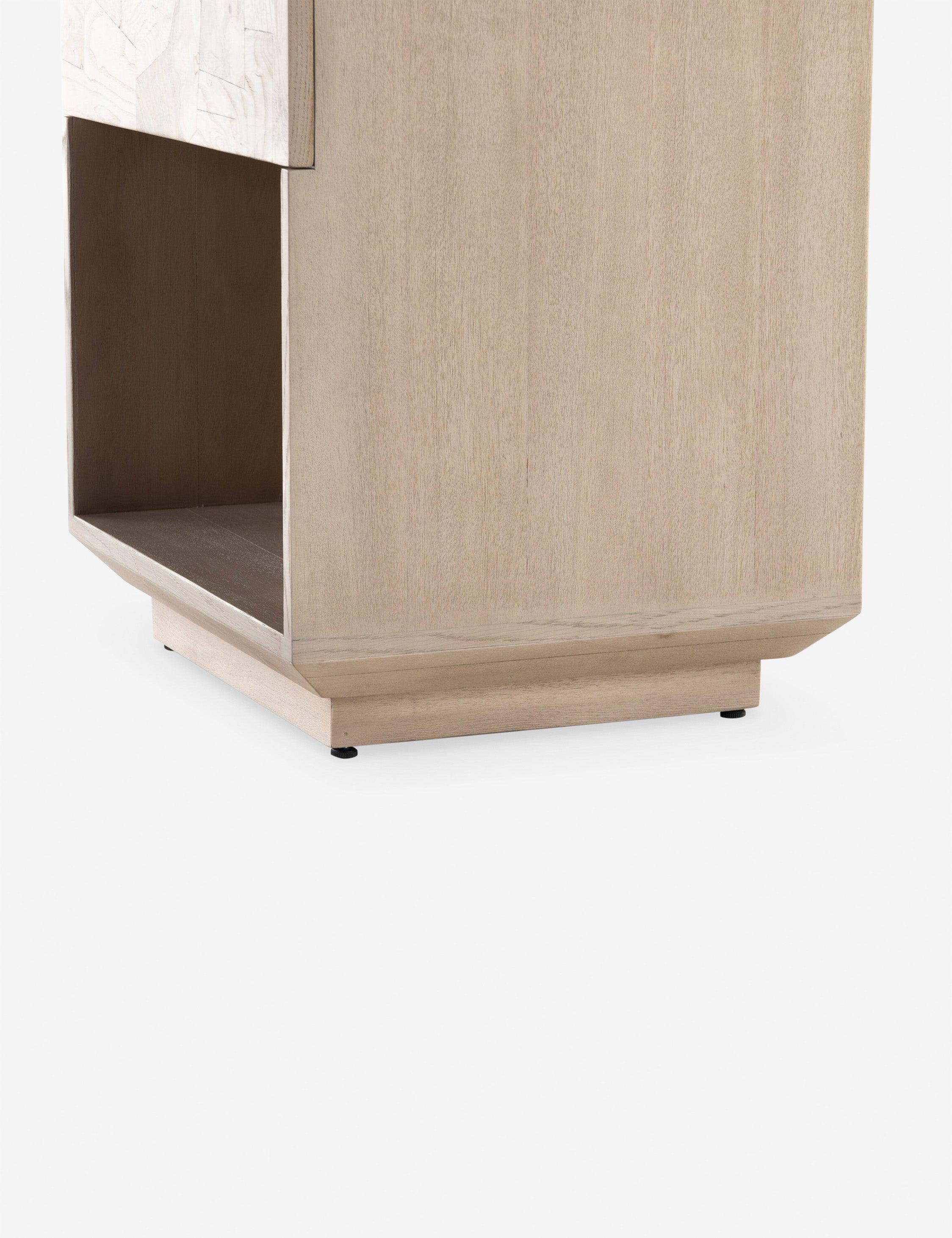 Moneo Nightstand