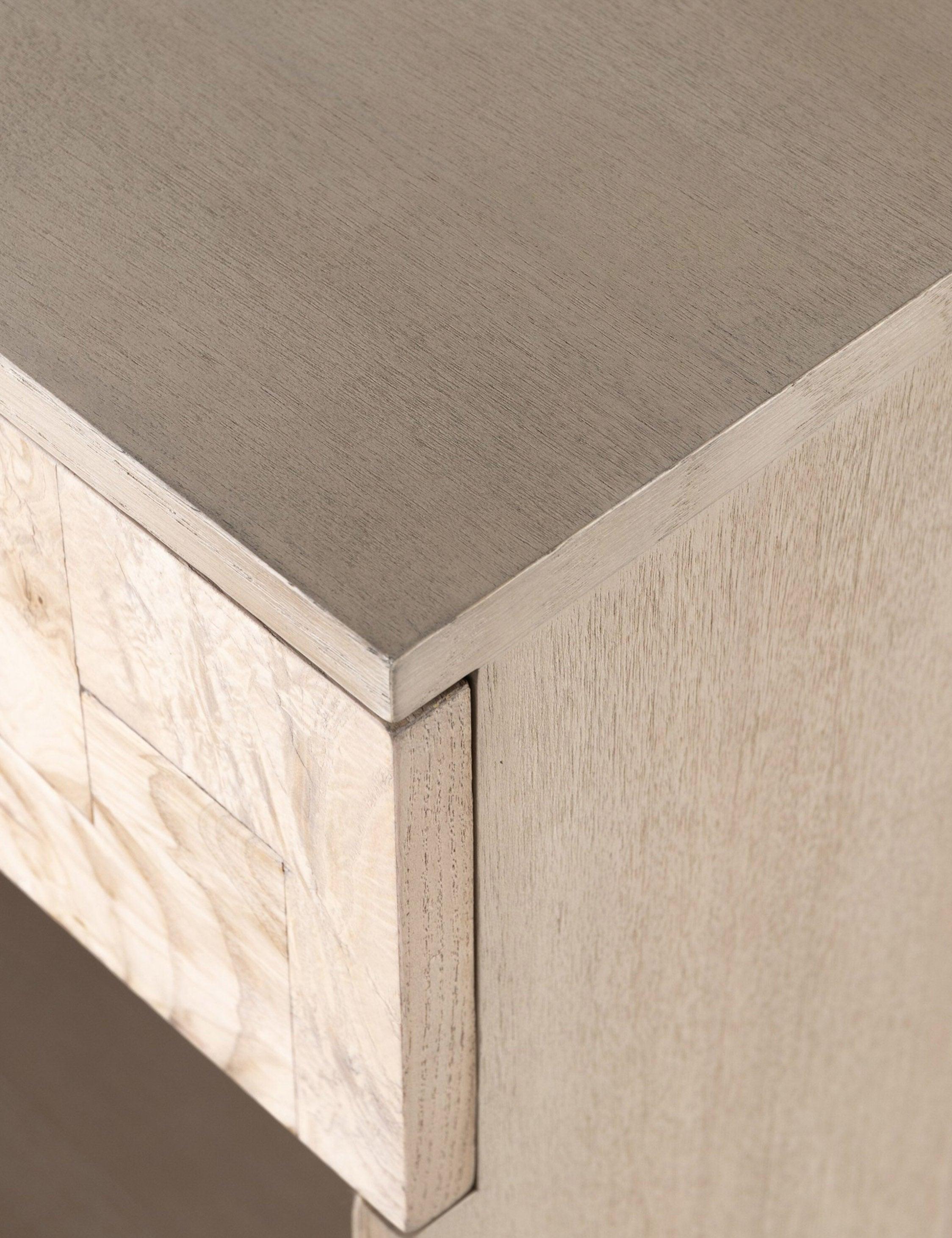 Moneo Nightstand
