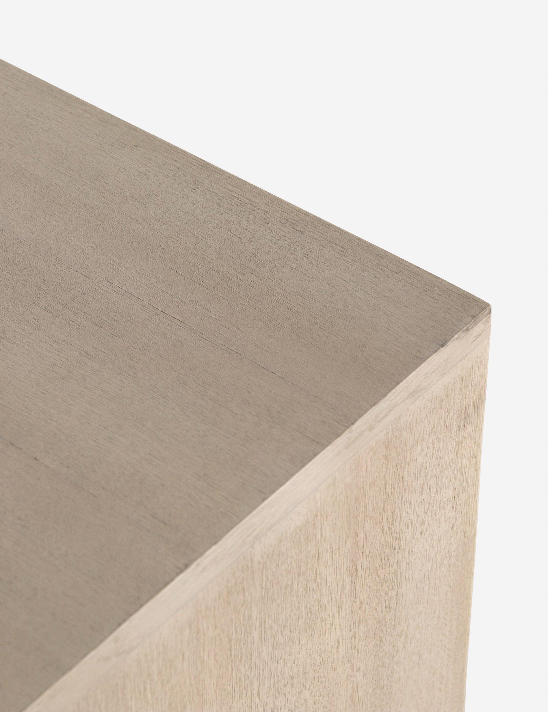 Moneo Nightstand