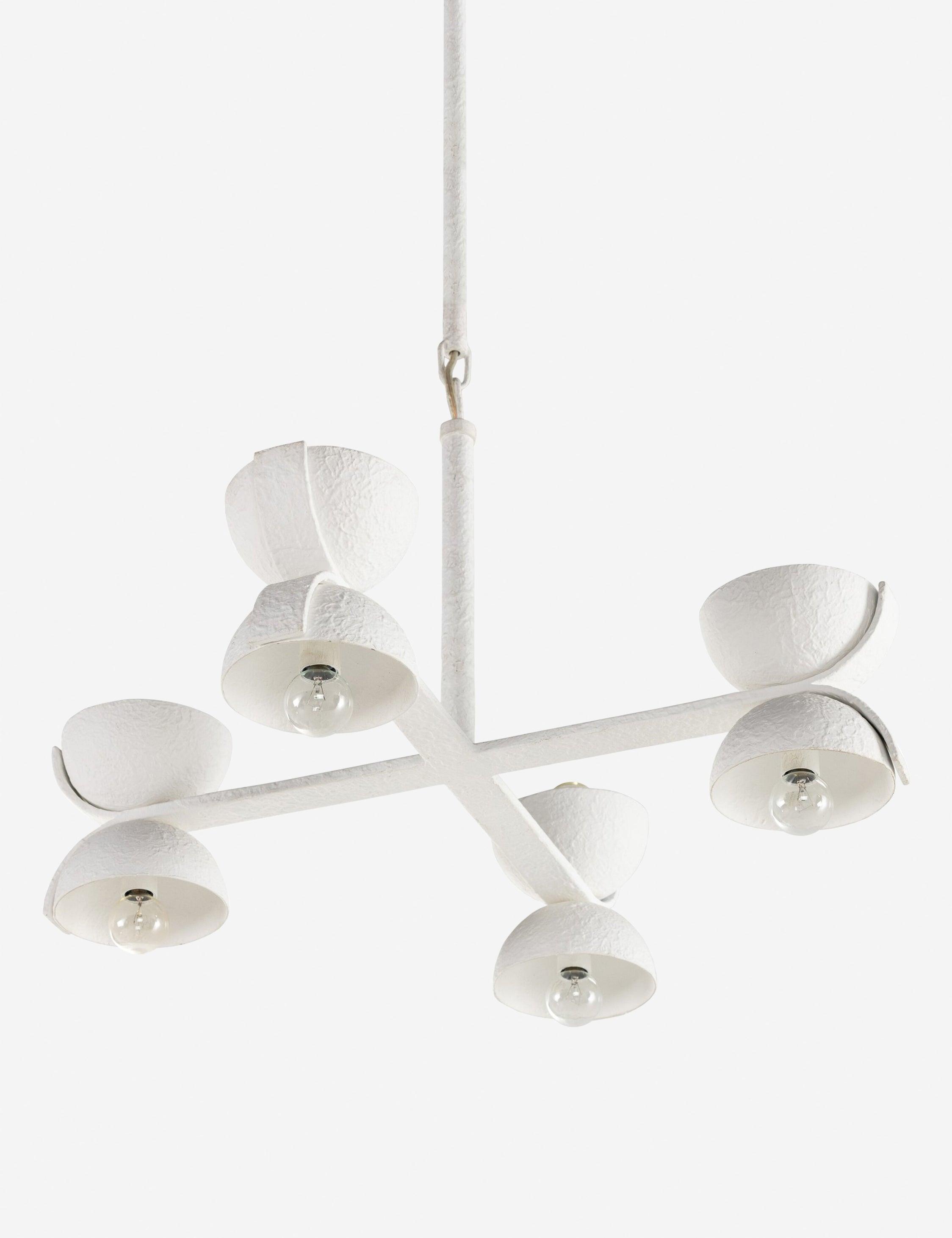 Ricardo Chandelier - White / 28"Dia