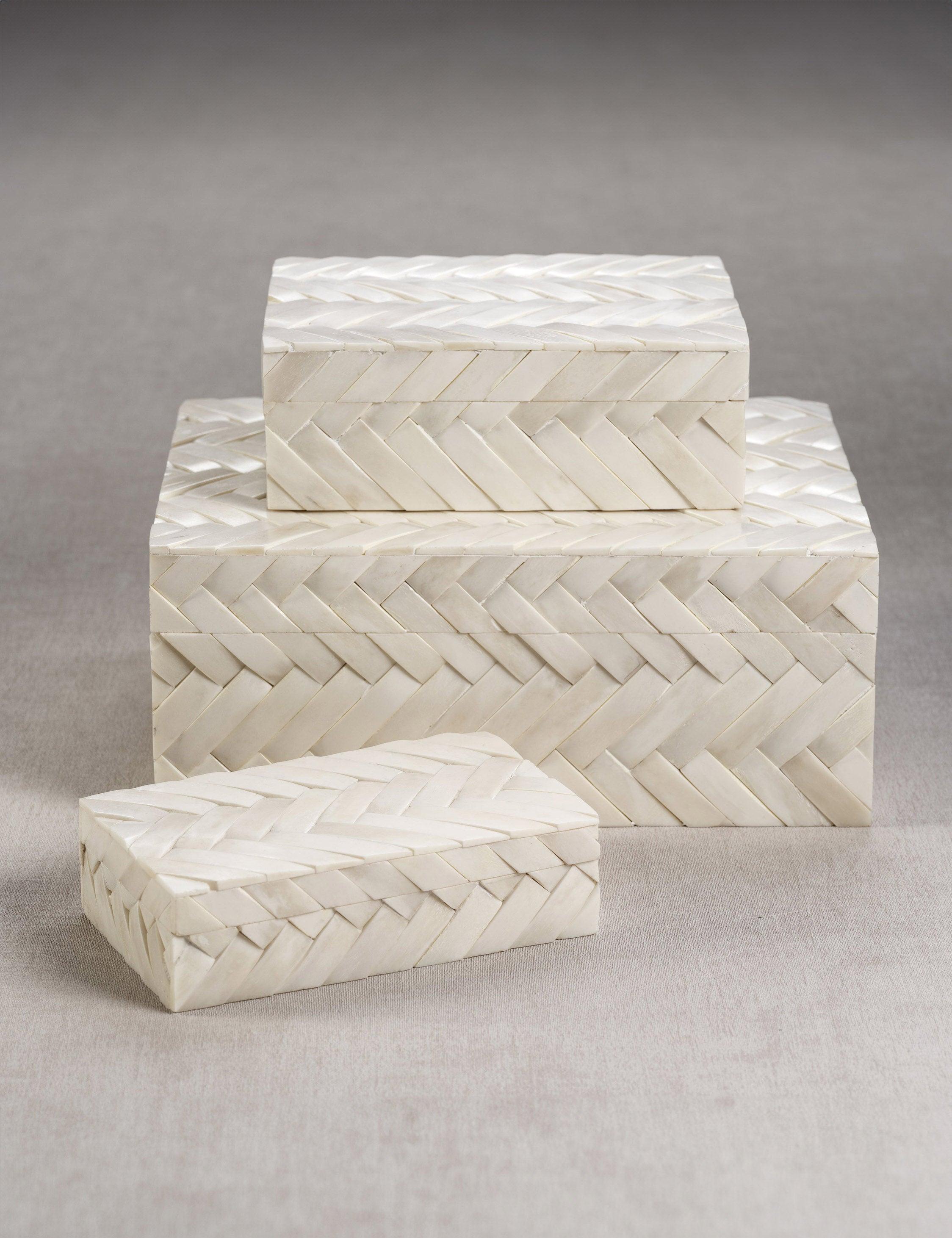 Netta Box - White / Small