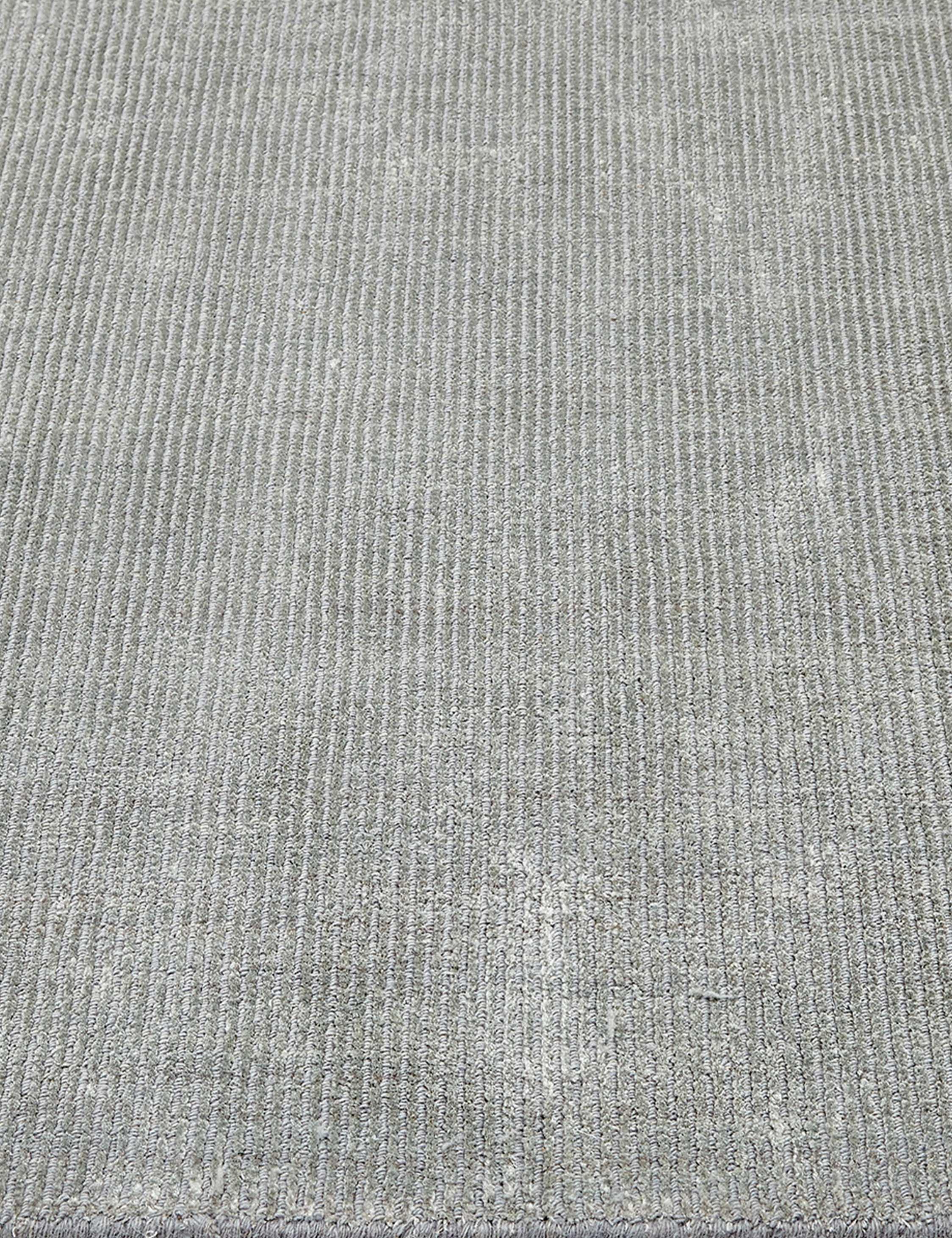 Mist Luminescent 8' x 10' Hand-Knotted Wool & Viscose Rug