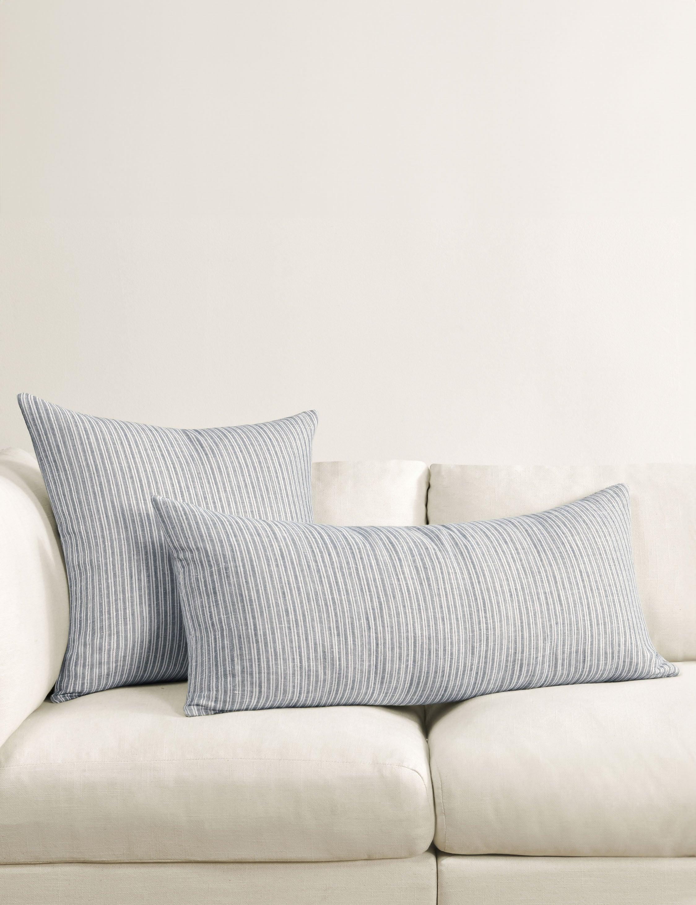 Nevya Pillow - Blue / Lumbar