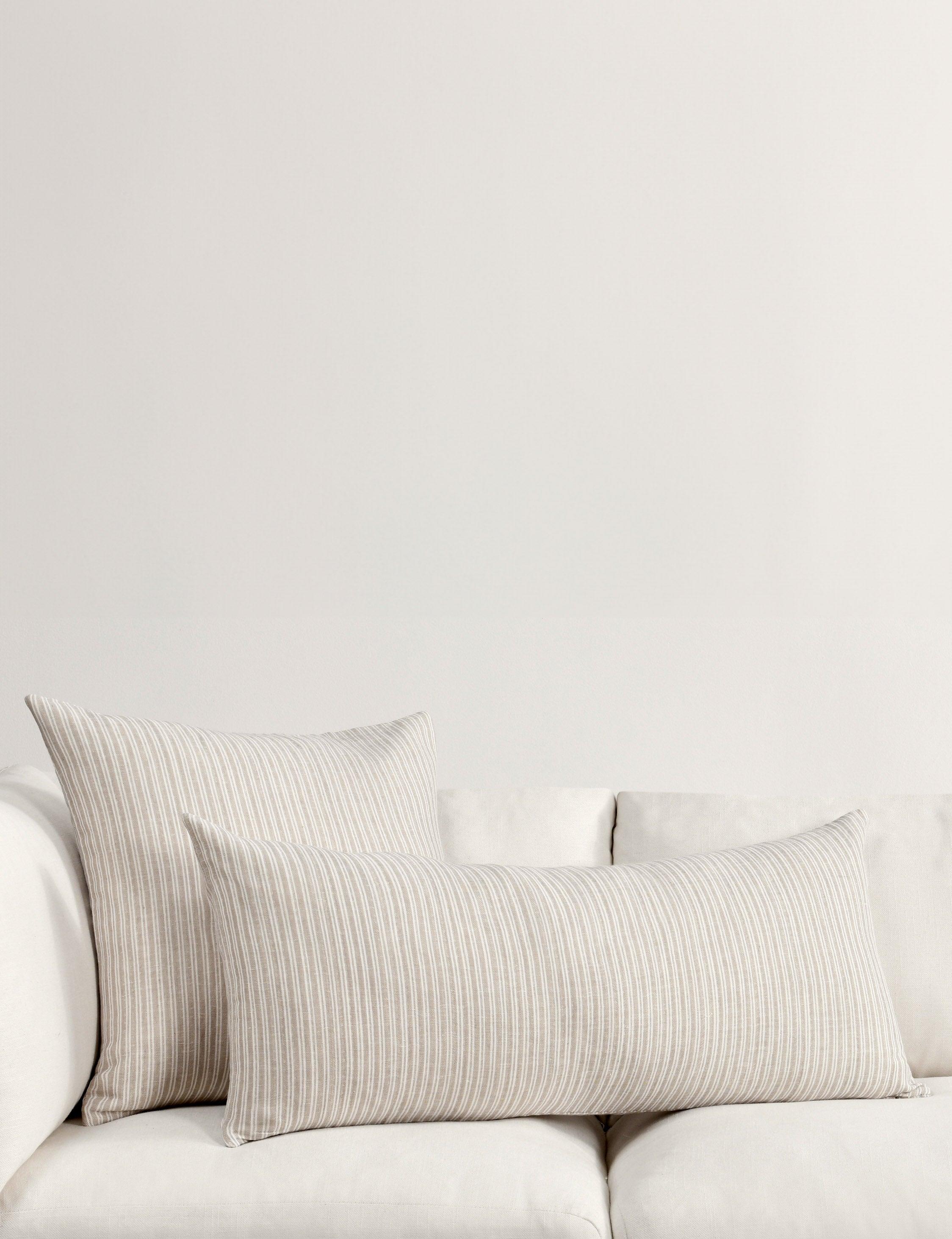 Nevya Pillow - Natural / Lumbar
