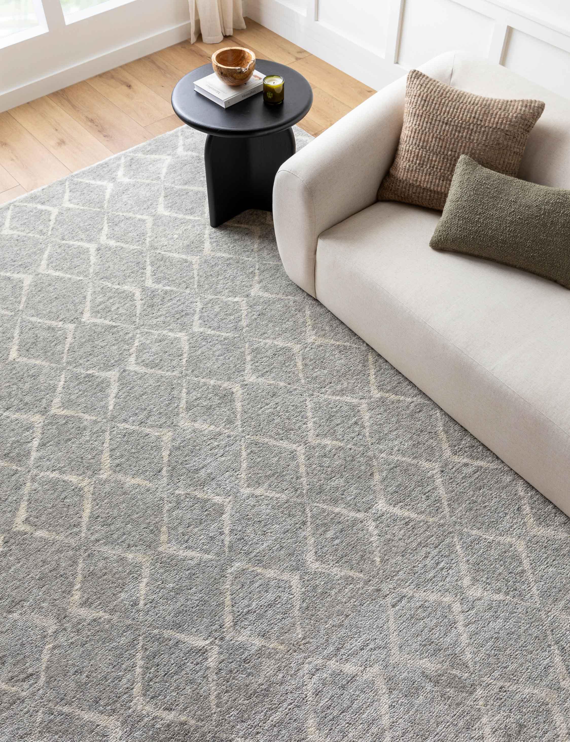 Chu Hand-Knotted Wool-Blend Morrocan Style Rug - 6' x 9'