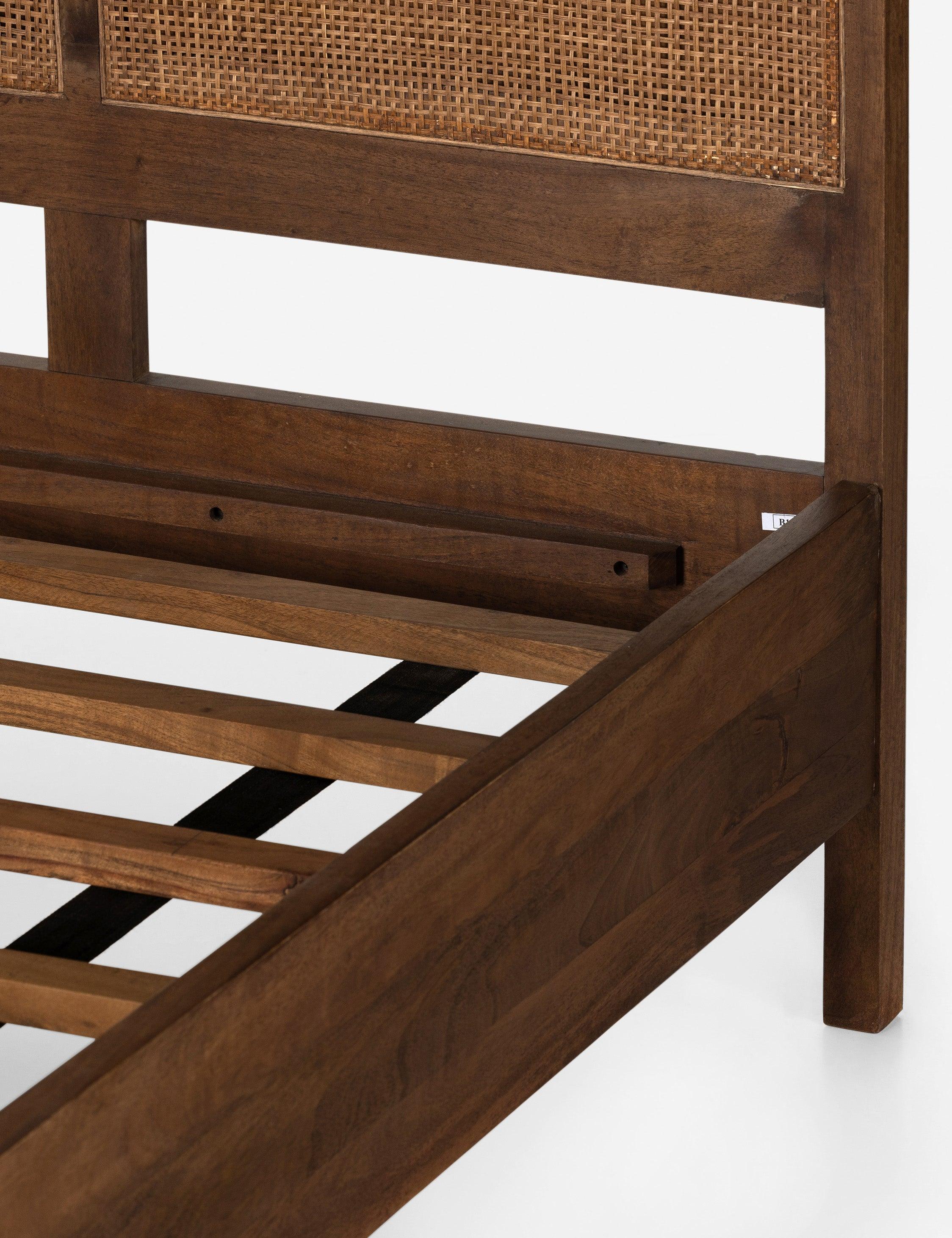 Hannah Platform Bed - Russet / Queen