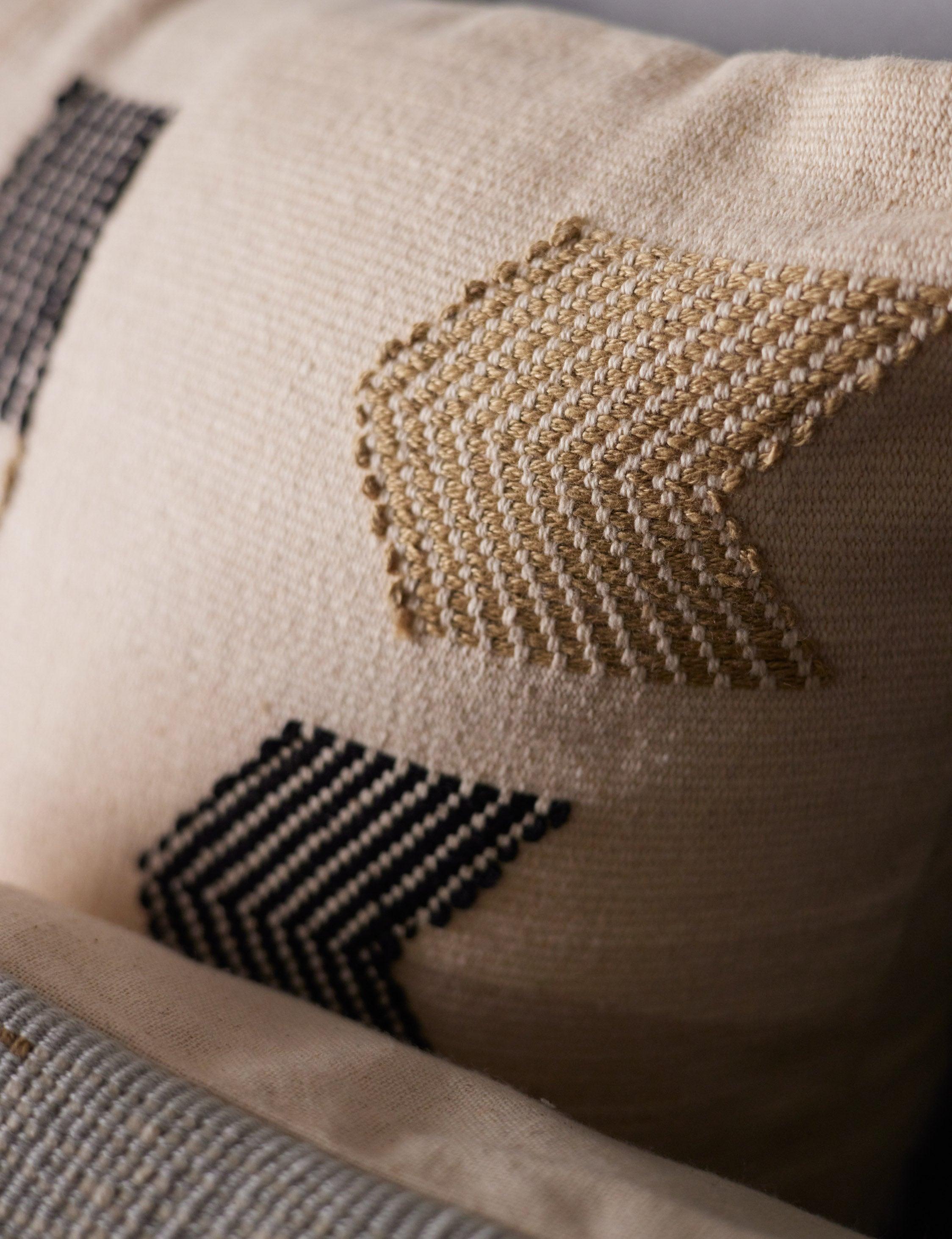 Arenla Pillow - Cream / Down