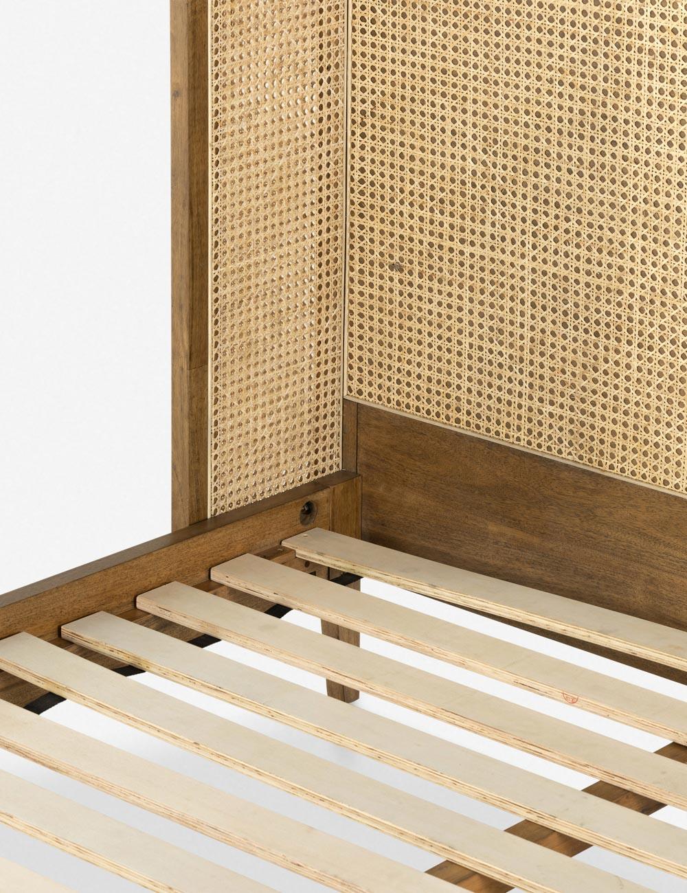 Jeni Platform Bed - Natural / Queen