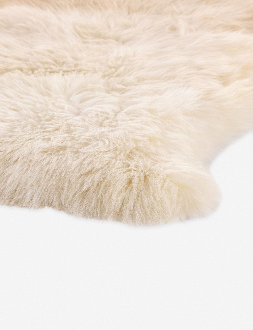 Luxurious Vale Ombre Sheepskin Throw in Beige - 32"x16"