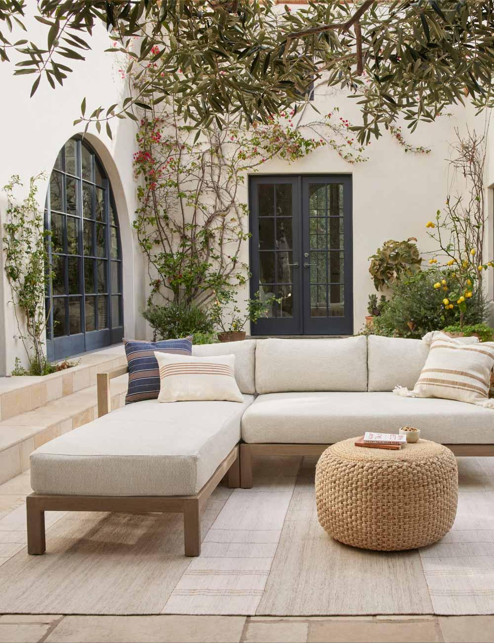Vela Pouf - Beige