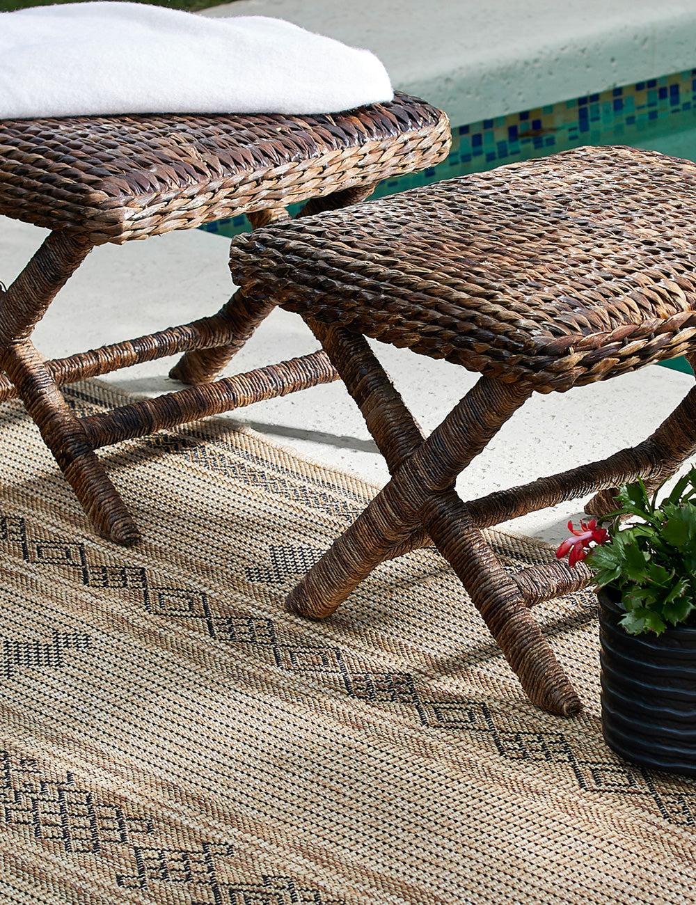 Ember Indoor / Outdoor Rug - 6'6" x 9'