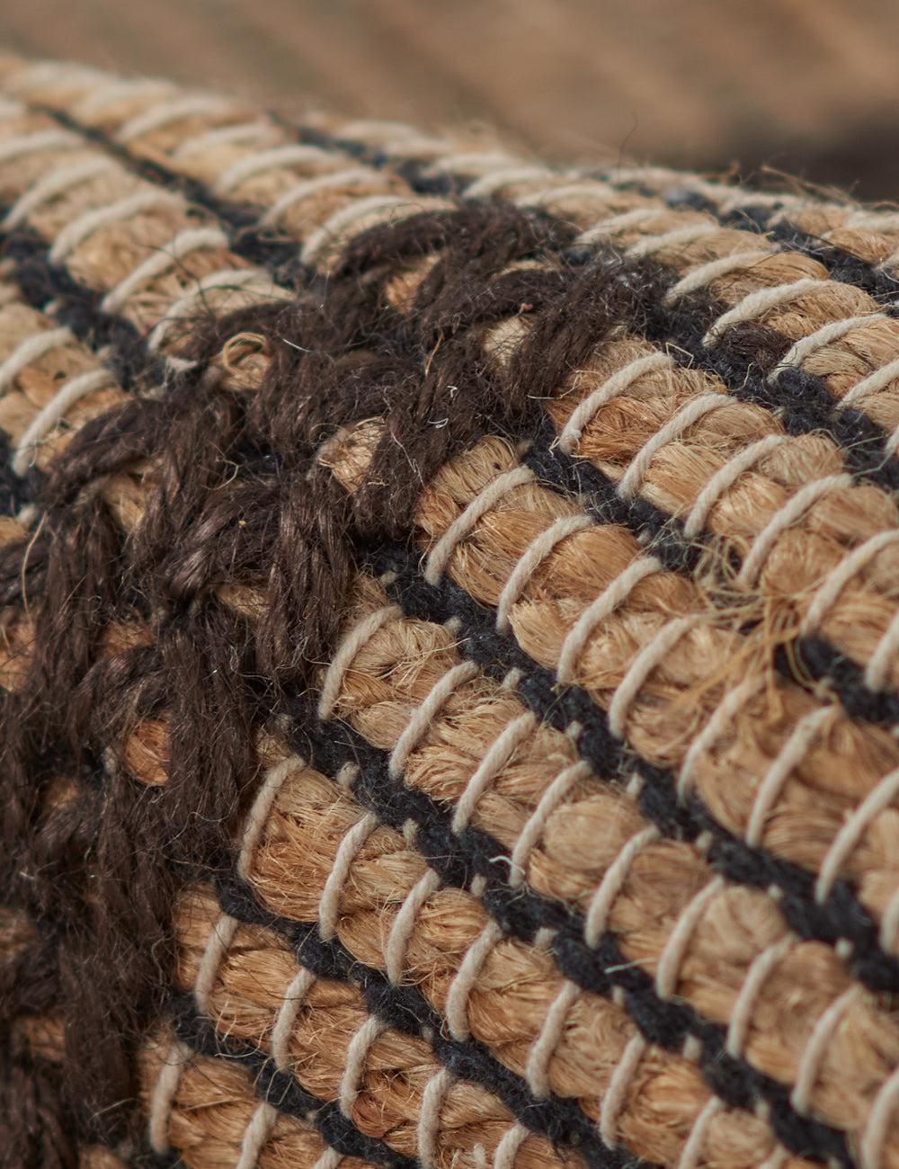 Lemieux et Cie Lilas Handwoven Jute Rug by Momeni - Natural / 3'6" x 5'6"