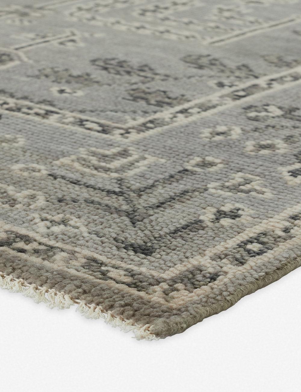 Ginerva Elegance Hand-Knotted Wool Area Rug in Light Gray 8'6" x 11'6"