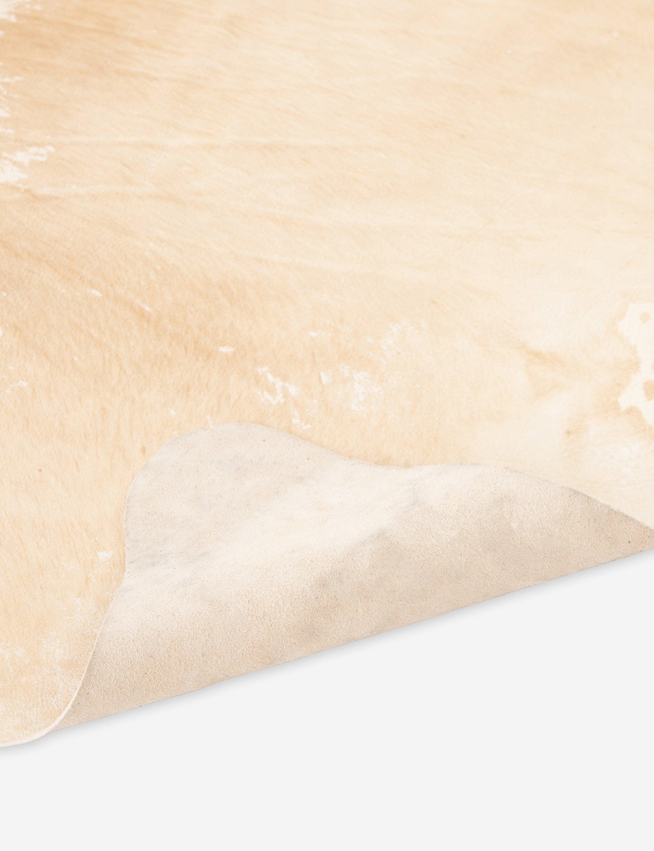 McFadden Cowhide Rug - Natural / 5' x 7'