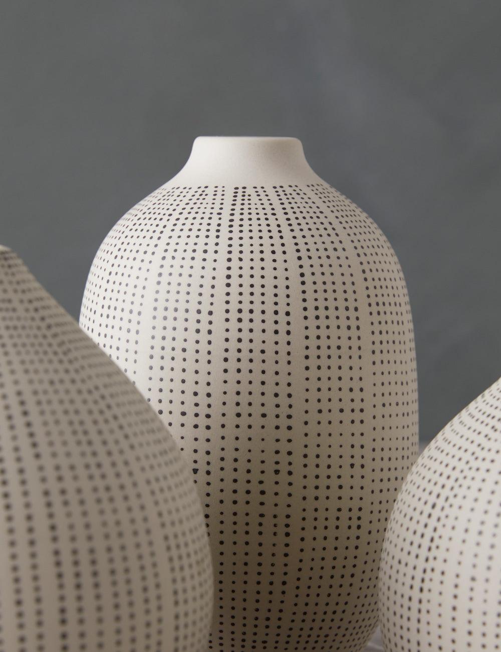 Chic White Ceramic Bouquet Vases with Textured Black Dots (Set of 3)