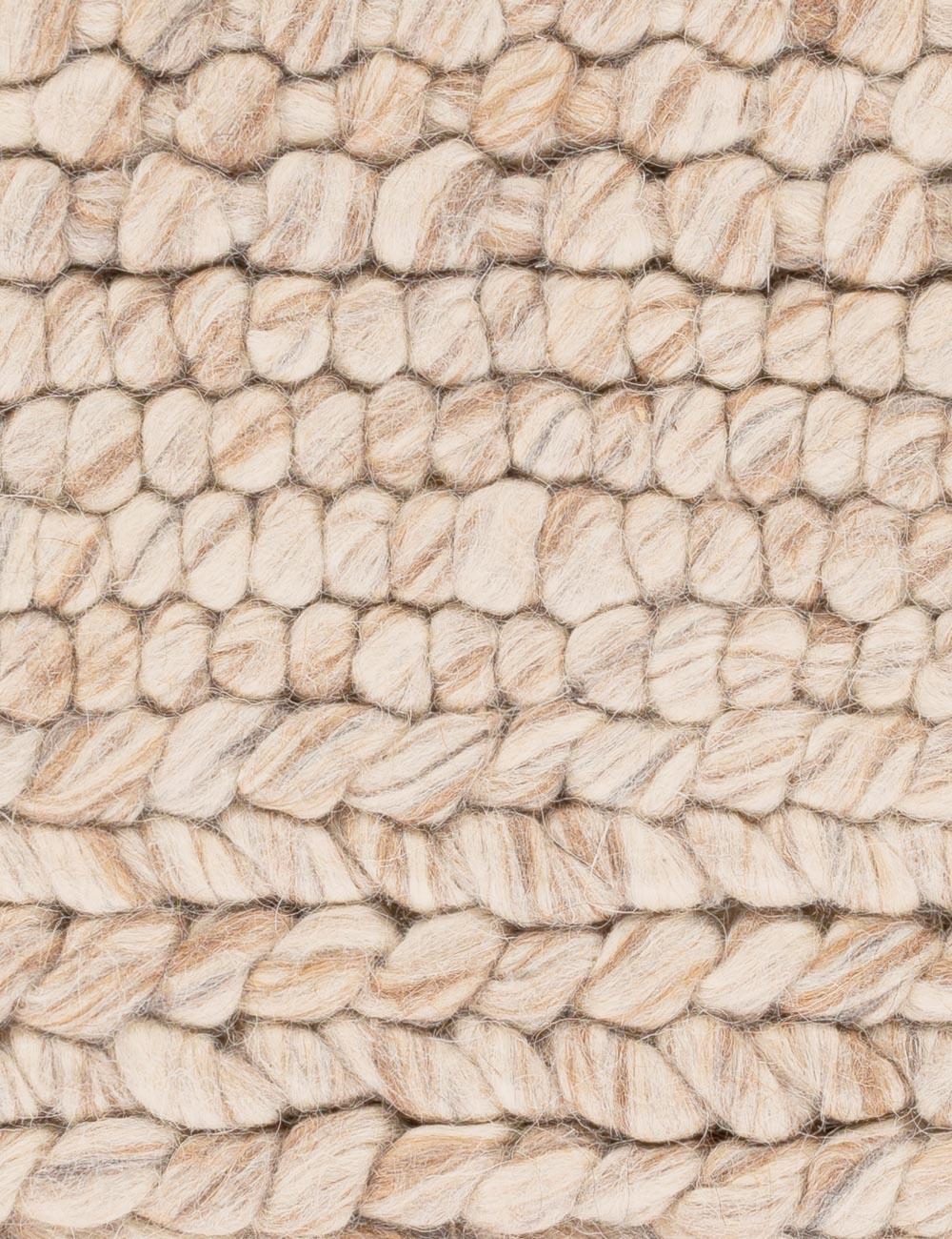 Ivory Braided Elegance 5' x 8' Handmade Wool Area Rug