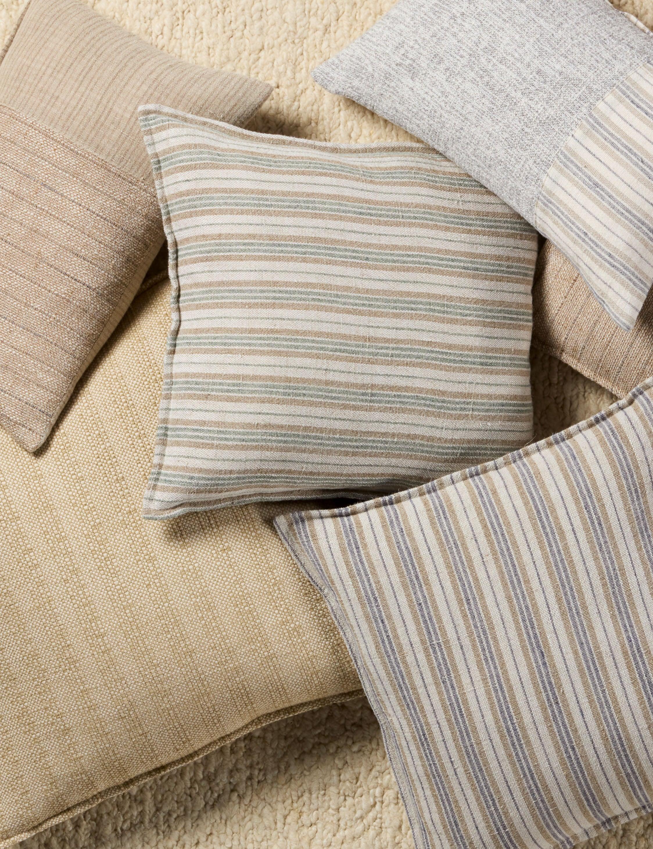 Asger Lumbar Pillow - Down