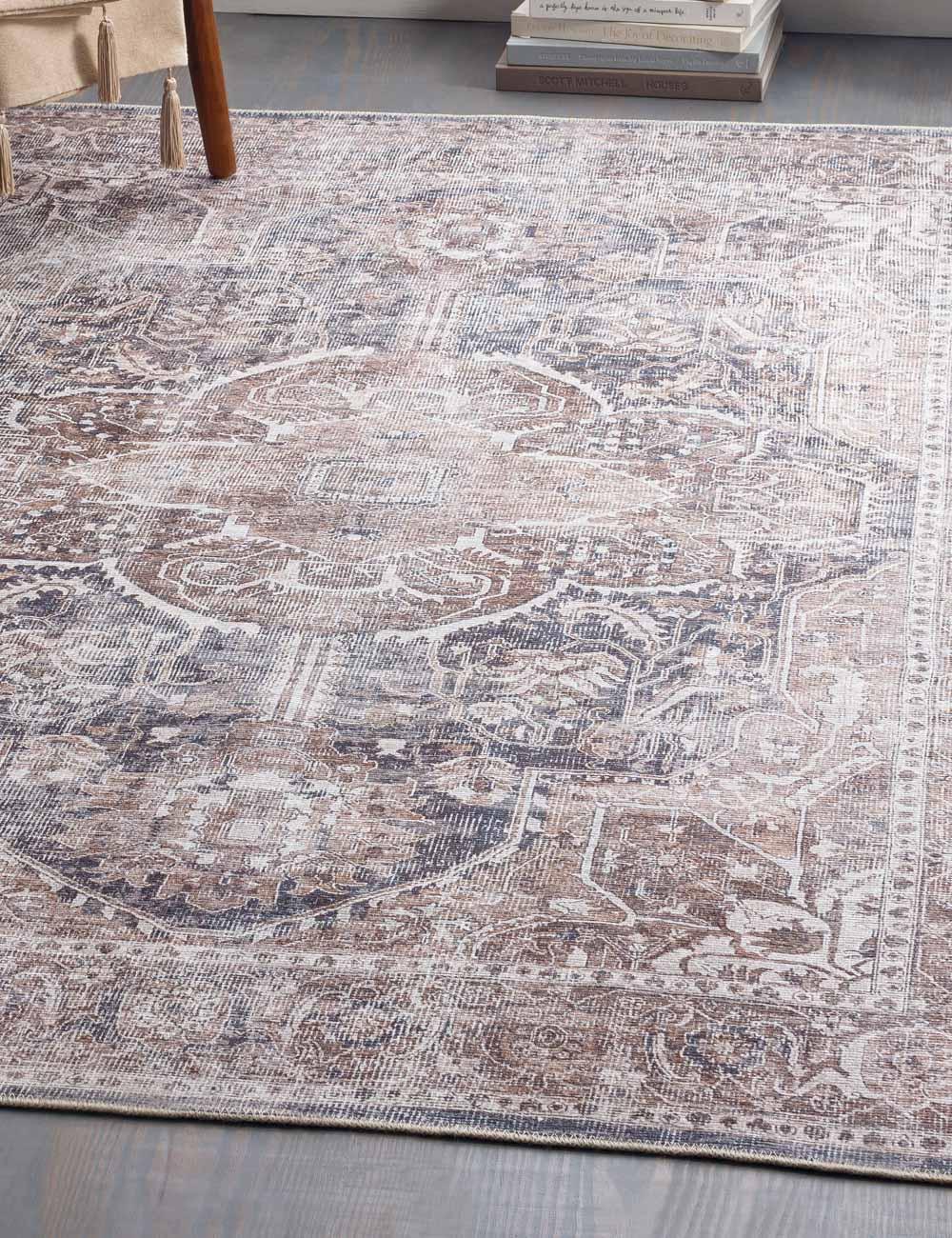 Caspian Boho Vintage-Inspired Gray Chenille 9' x 12' Area Rug