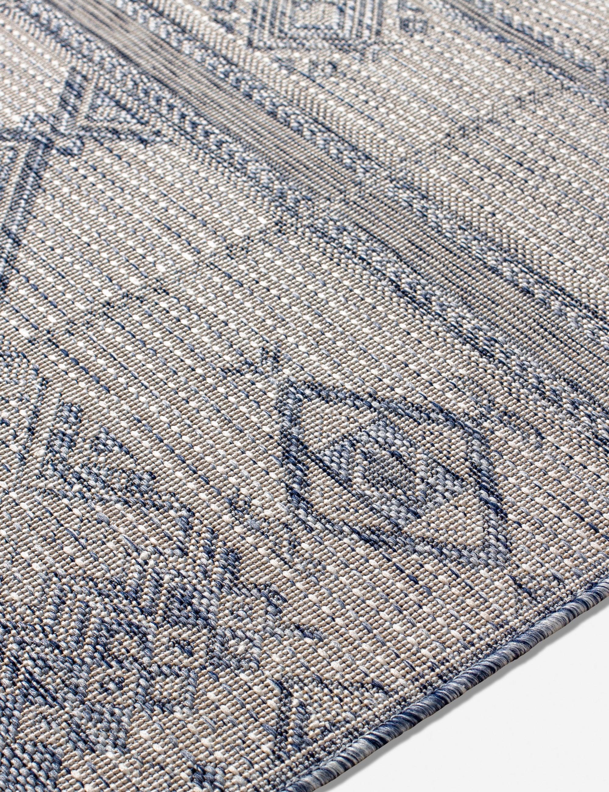 Yamina Indoor / Outdoor Rug - Blue / 5'3" x 7'