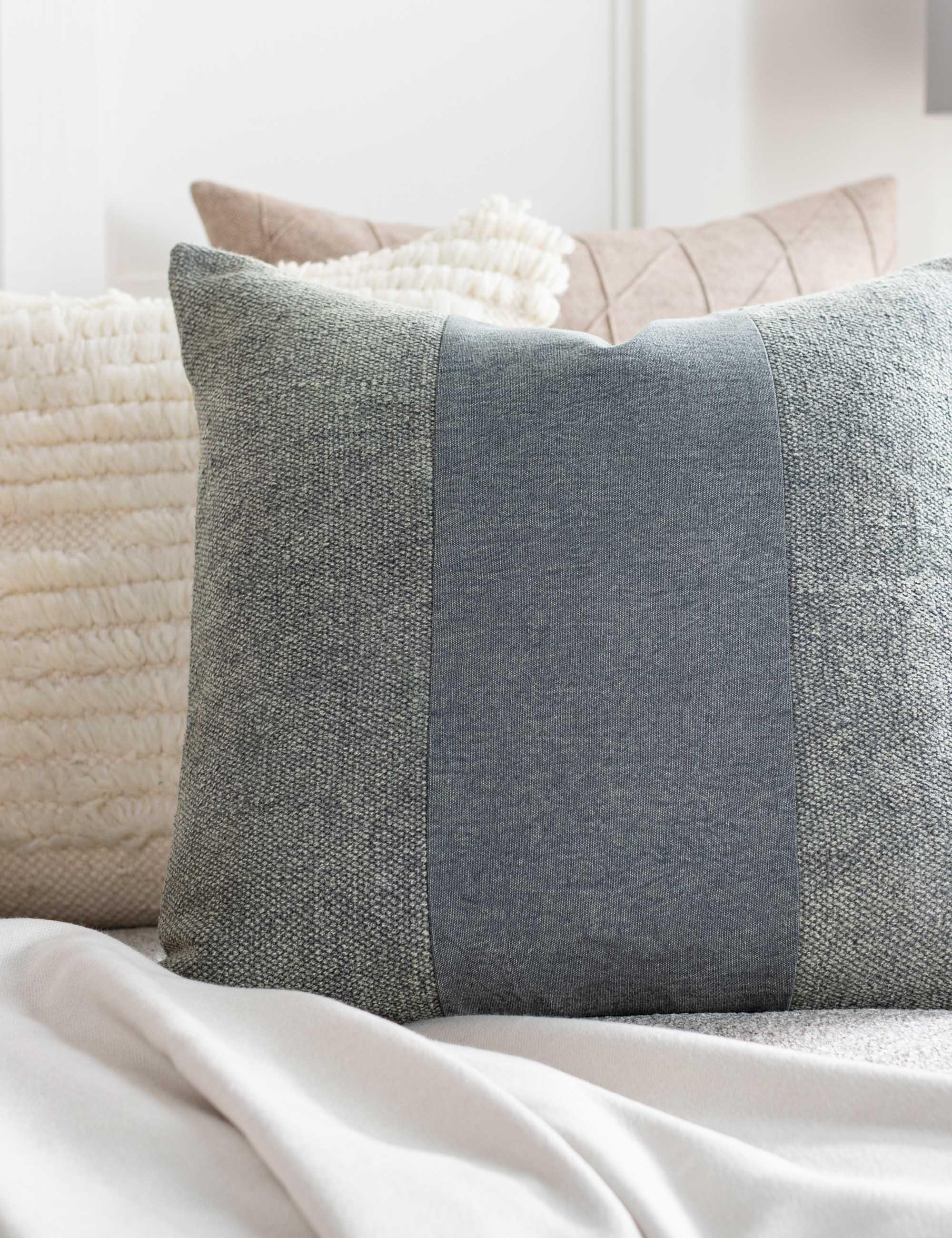 Angie Pillow - Gray / 20" x 20" / Polyester