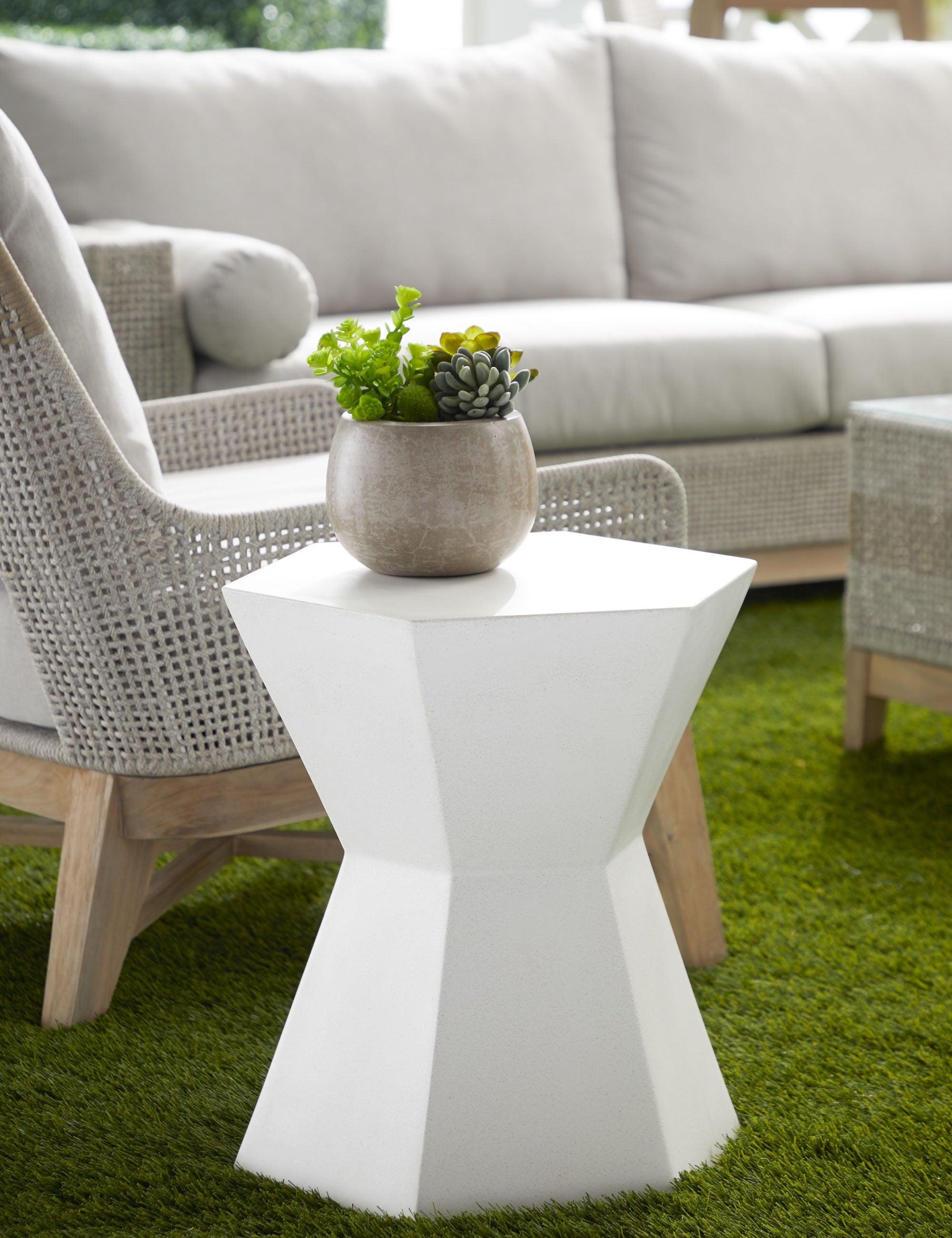 Safavieh athena concrete accent table outlet
