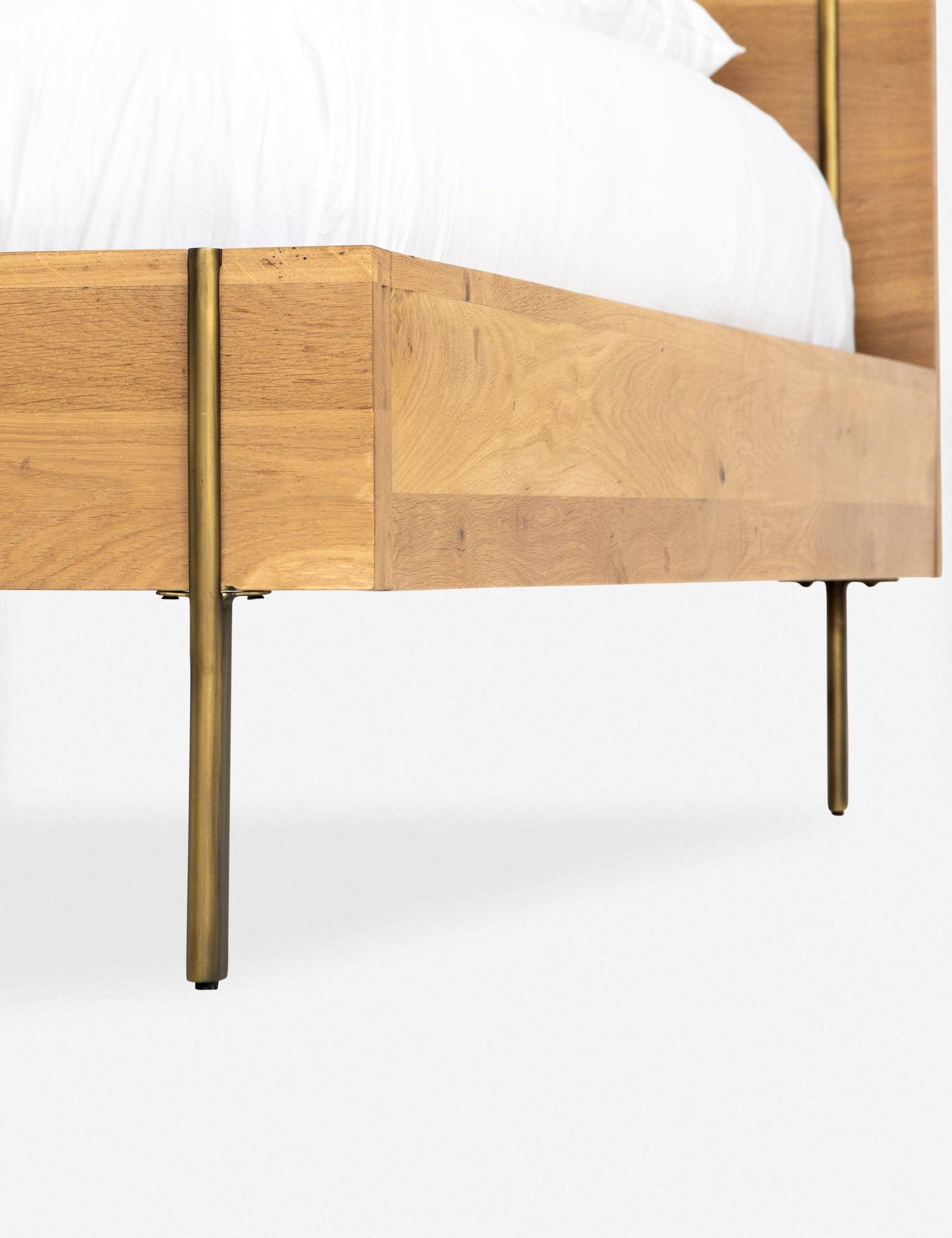 Karma Platform Bed - Neutral / Queen