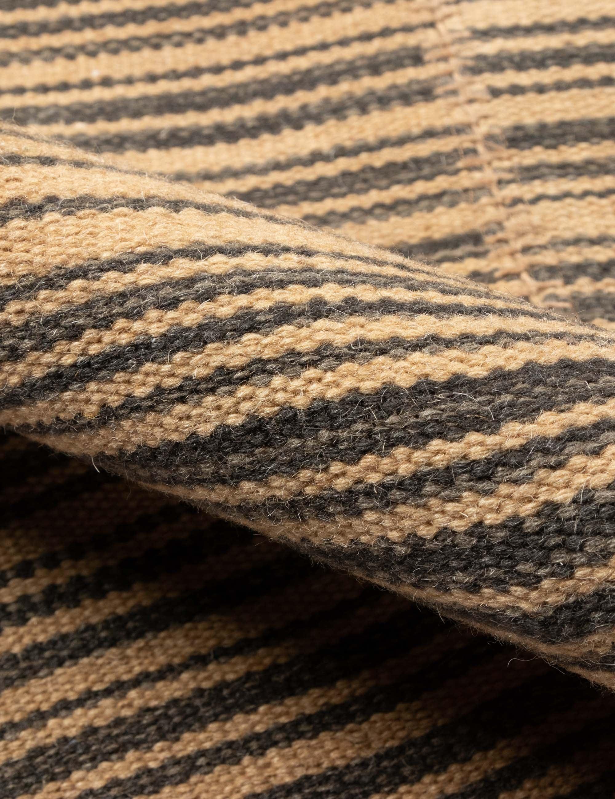 Lemieux Et Cie Twala Handwoven Wool Rug by Momeni - 3'6" x 5'6"