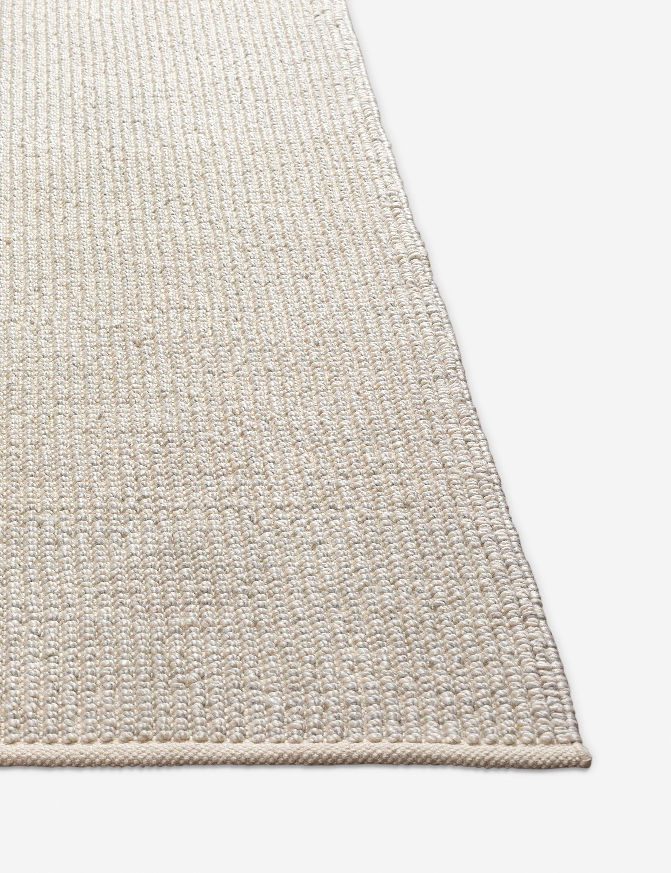 Eco-Friendly Handwoven Gray Spot Rug 5' x 7' - Easy Care