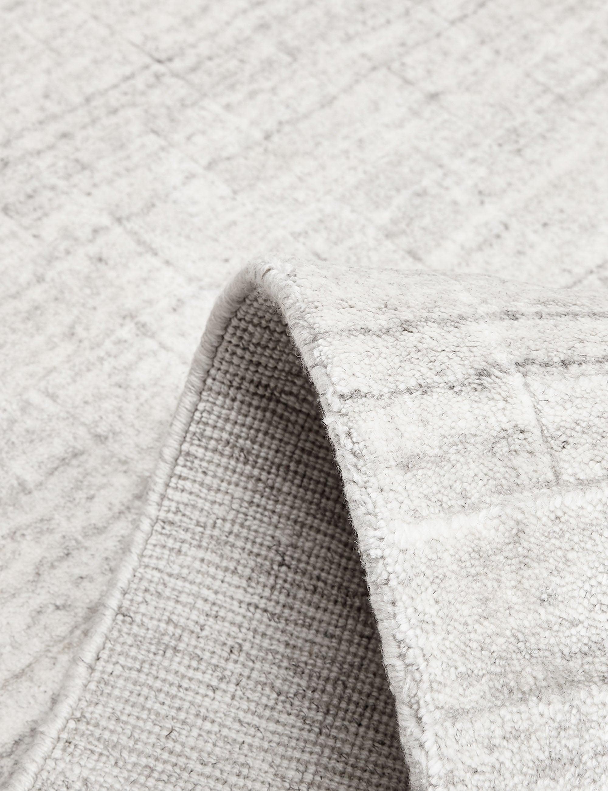 Brena Hand-Loomed Wool-Blend Rug - Ivory / 5' x 8'
